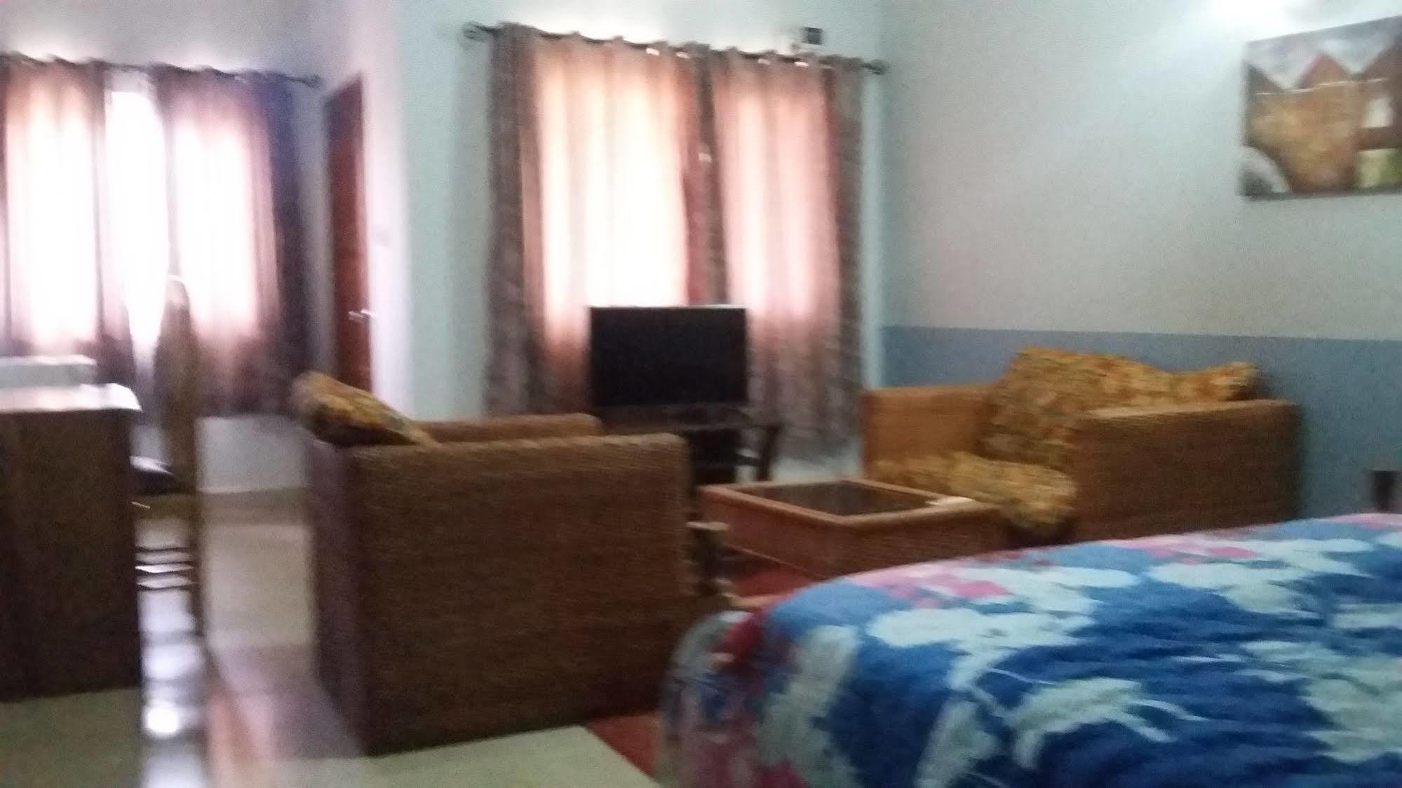 Bella Luxury Hotel Accra Buitenkant foto