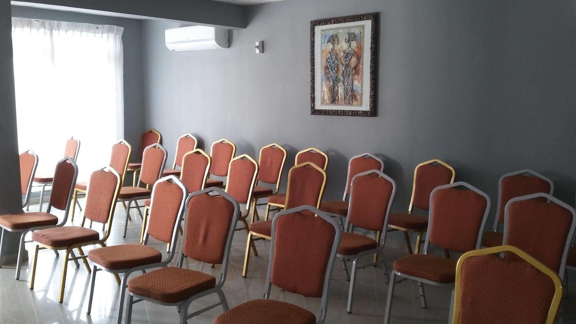 Bella Luxury Hotel Accra Buitenkant foto